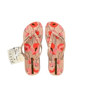 Ipanema Flowered Flip Flops